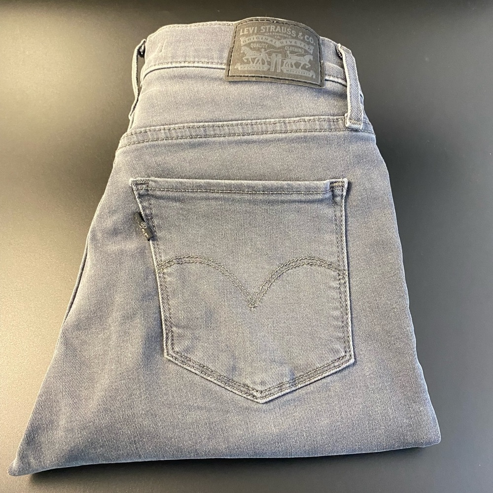 Levi’s | Women’s 311 Shaping Skinny Jeans